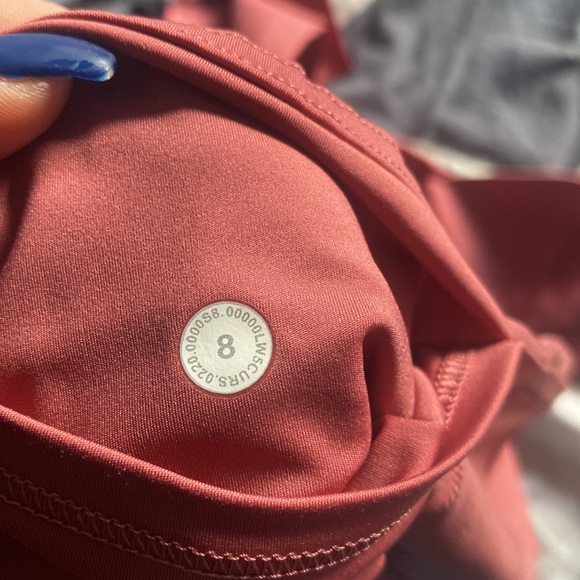 Size 8, Pink Lululemon workout leggings - Picture 3 of 3